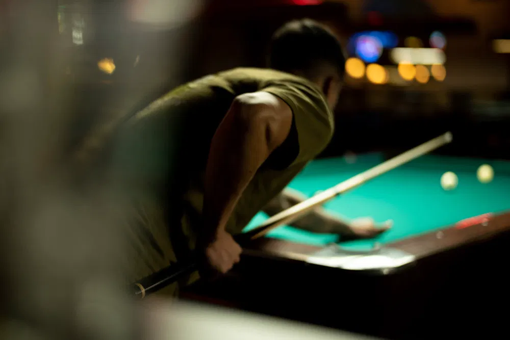 What Weight Pool Cue Do Pros Use? A Comprehensive Guide to Pool Cue Weight